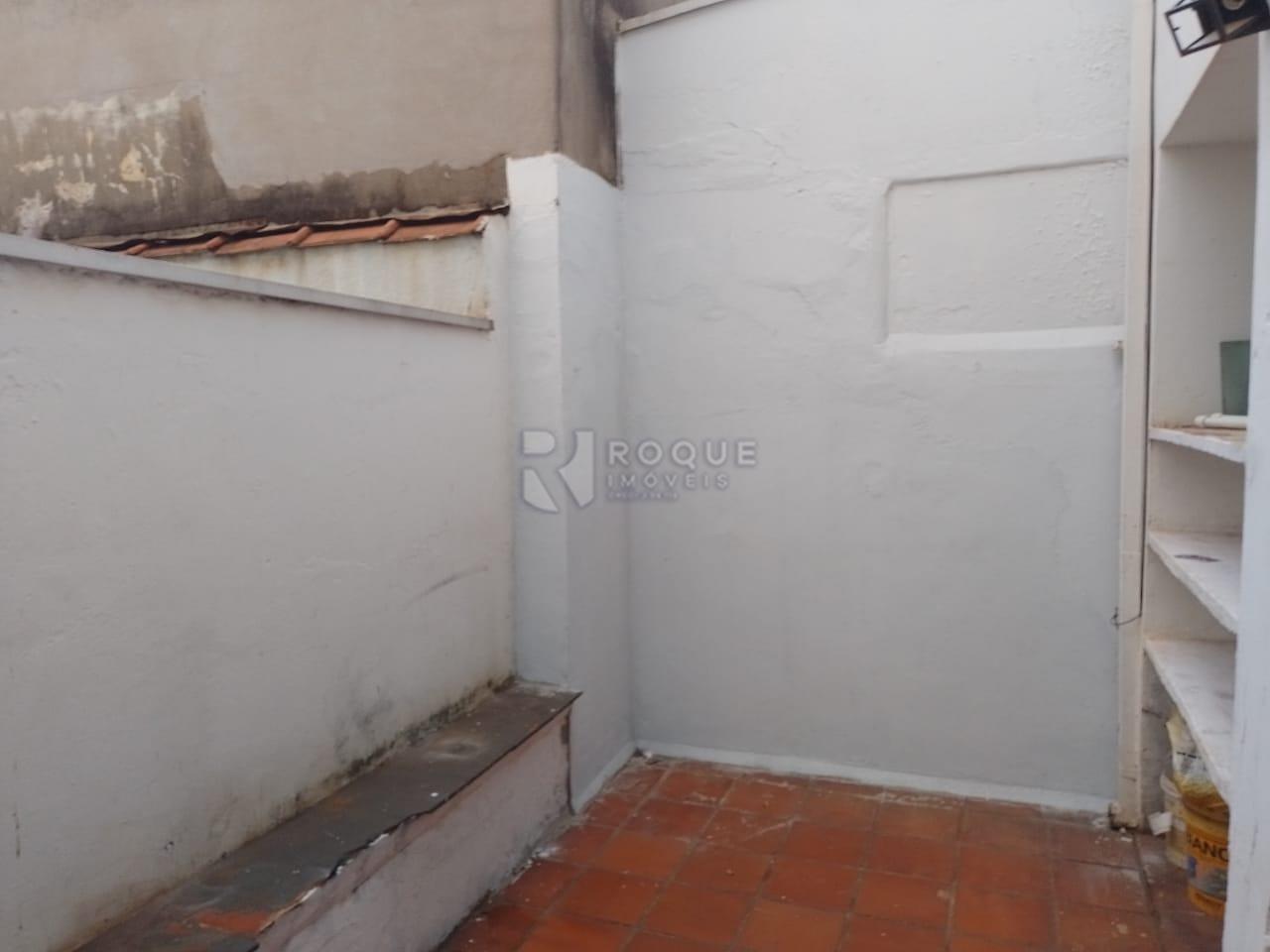 Salão para aluguel no bairro Centro: Quintal