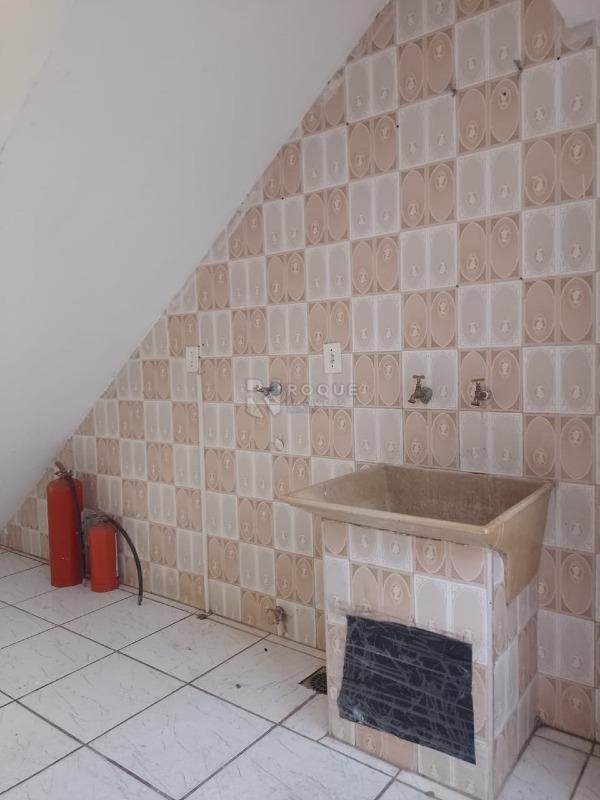 Salão para aluguel no bairro Centro: Área de serviço