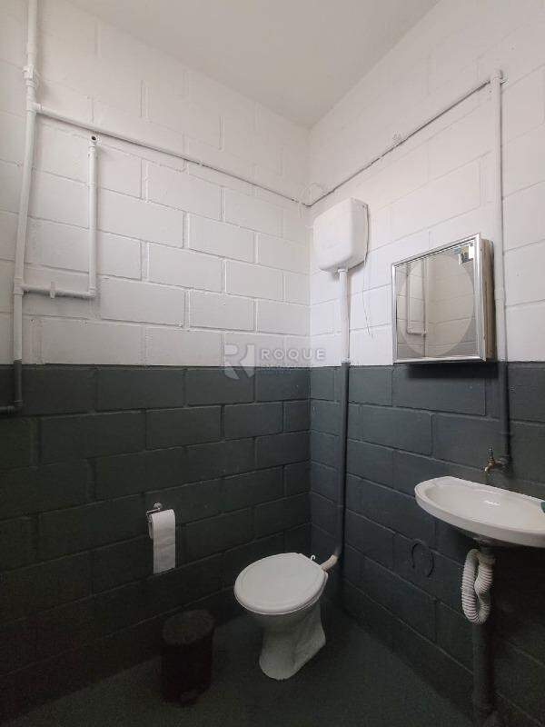Barracão/Galpão para aluguel no bairro Jardim São Lourenço: WC 1