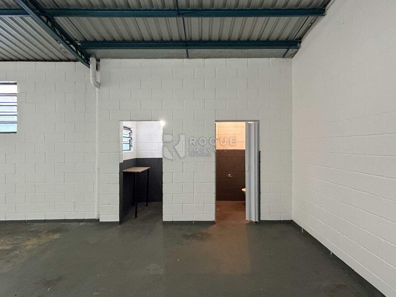 Barracão/Galpão para aluguel no bairro Jardim São Lourenço: Vista do WC
