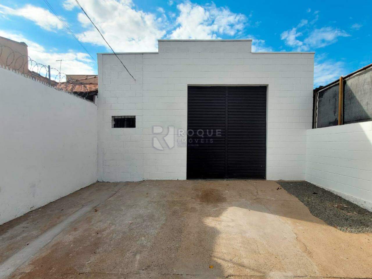 Barracão/Galpão para aluguel no bairro Jardim São Lourenço: Fachada
