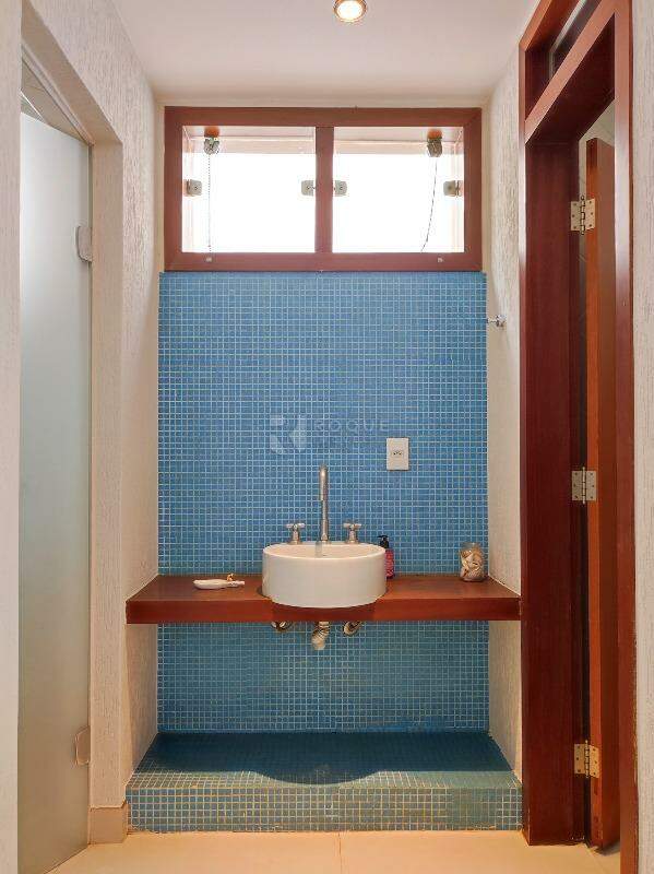 Casa em condomínio à venda no bairro Jardim Colina Verde: LAVABO EXTERNO