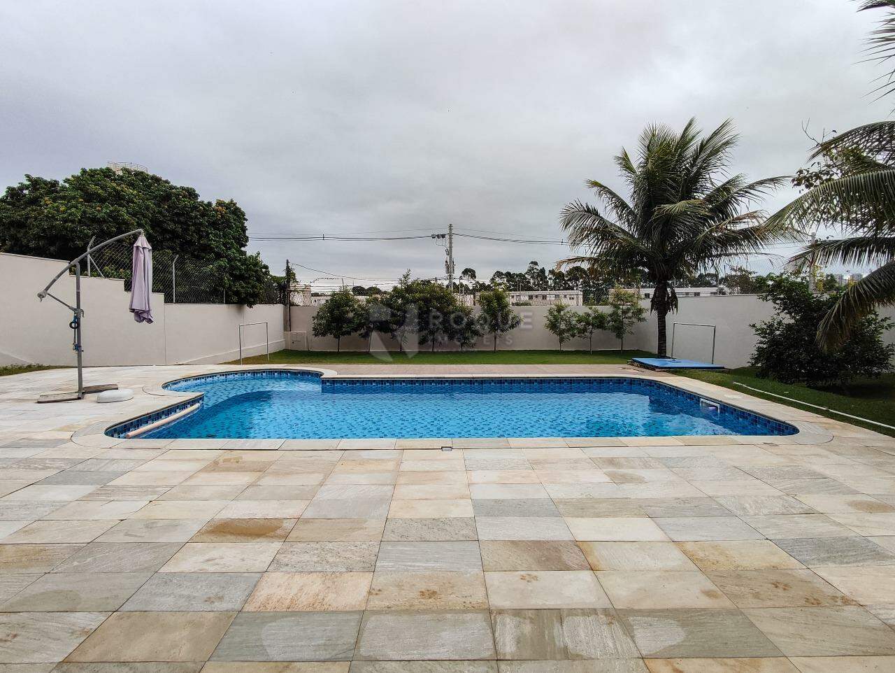 Casa em condomínio à venda no bairro Jardim Colina Verde: ÁREA EXTERNA