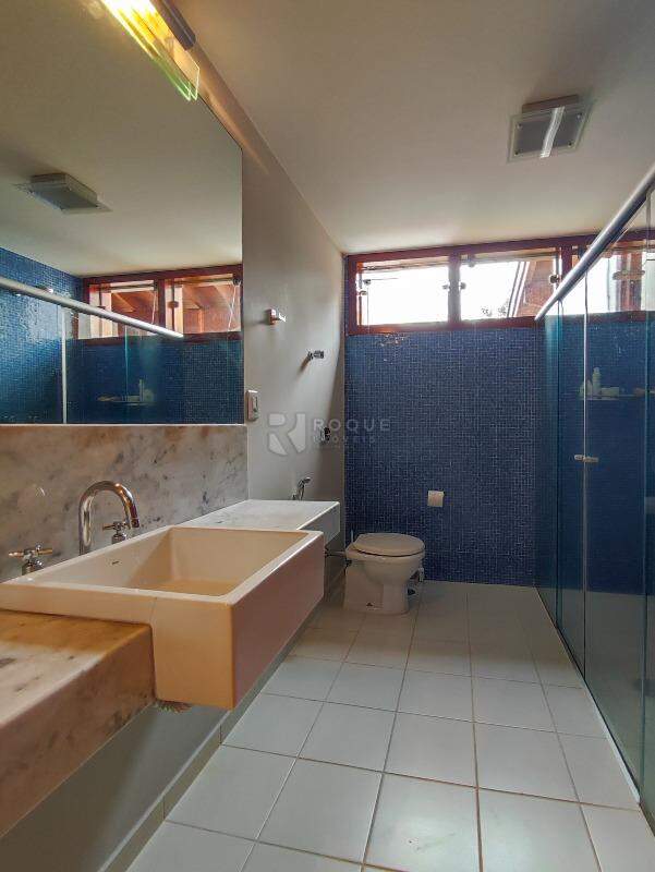 Casa em condomínio à venda no bairro Jardim Colina Verde: WC SUÍTE 1