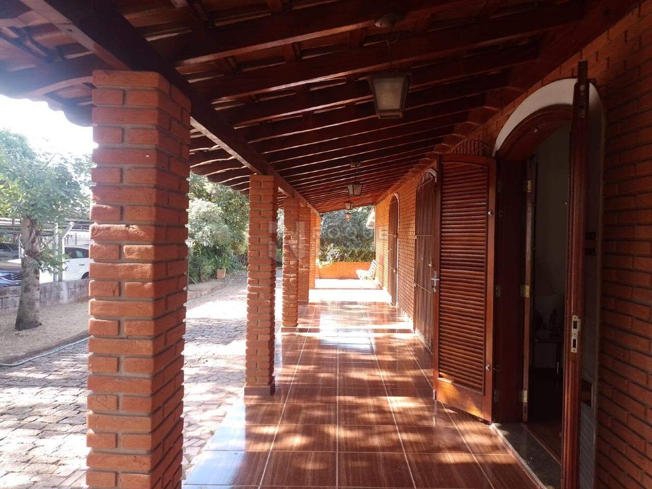 Casa Residencial para aluguel no bairro Vila Nova: Varanda