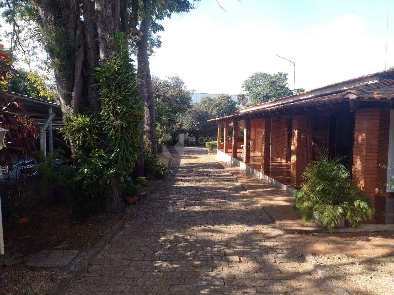 Casa Residencial para aluguel no bairro Vila Nova: Entrada