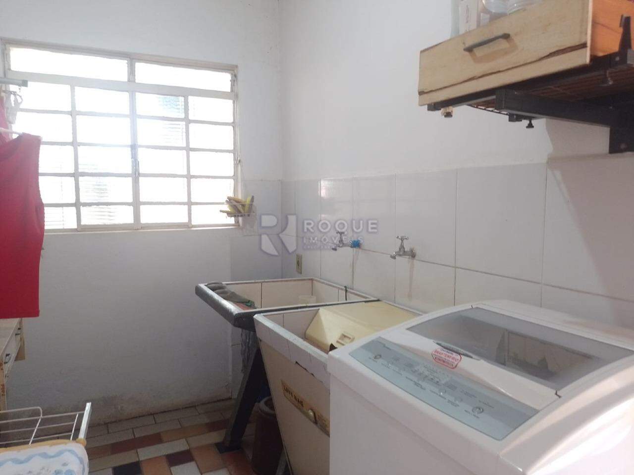 Casa Residencial para aluguel no bairro Vila Nova: Área de serviço