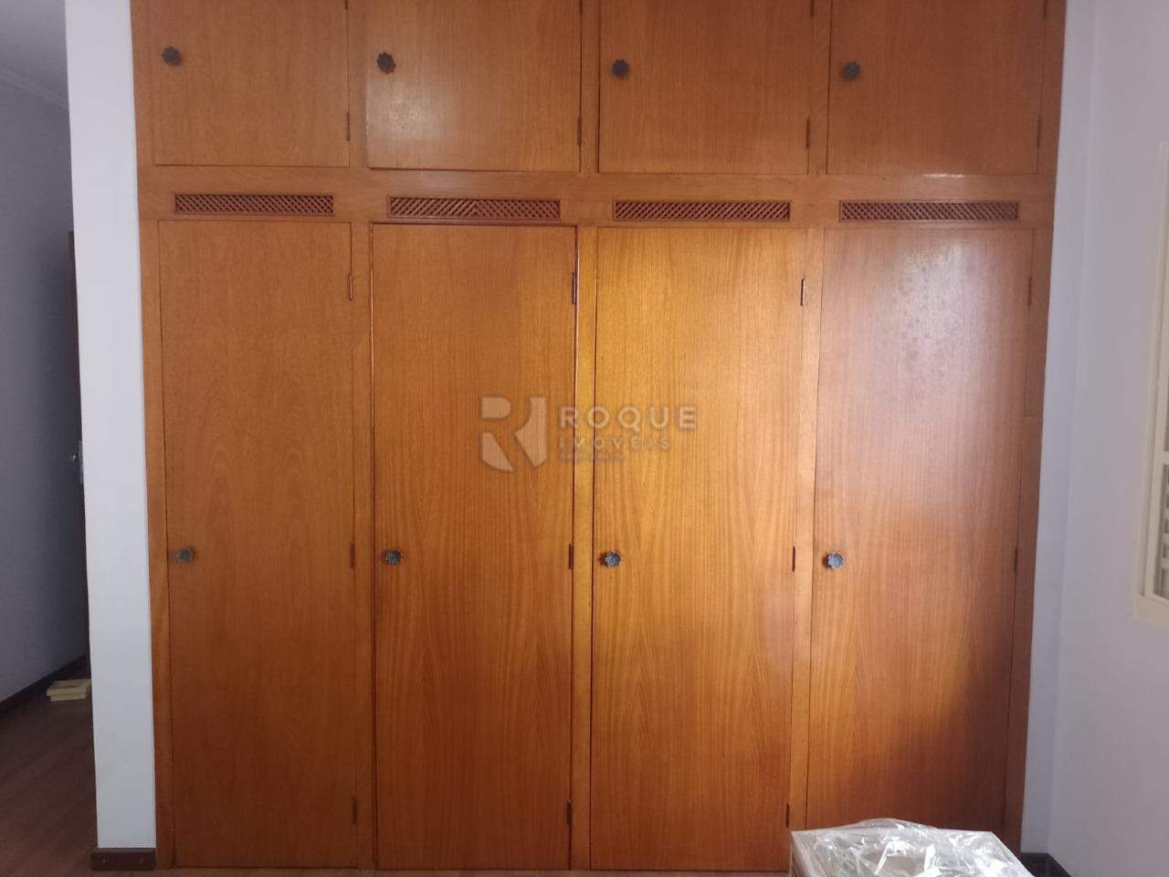 Casa Residencial para aluguel no bairro Vila Nova: Armário dormitório 3