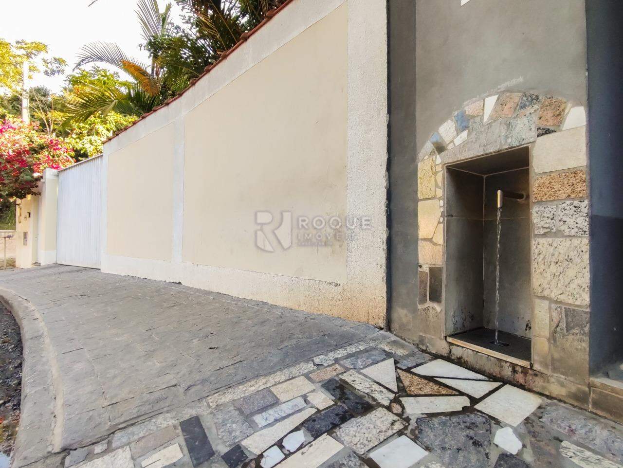 Casa Residencial à venda no bairro Residencial Itália: FONTE DE ÁGUA MINERAL