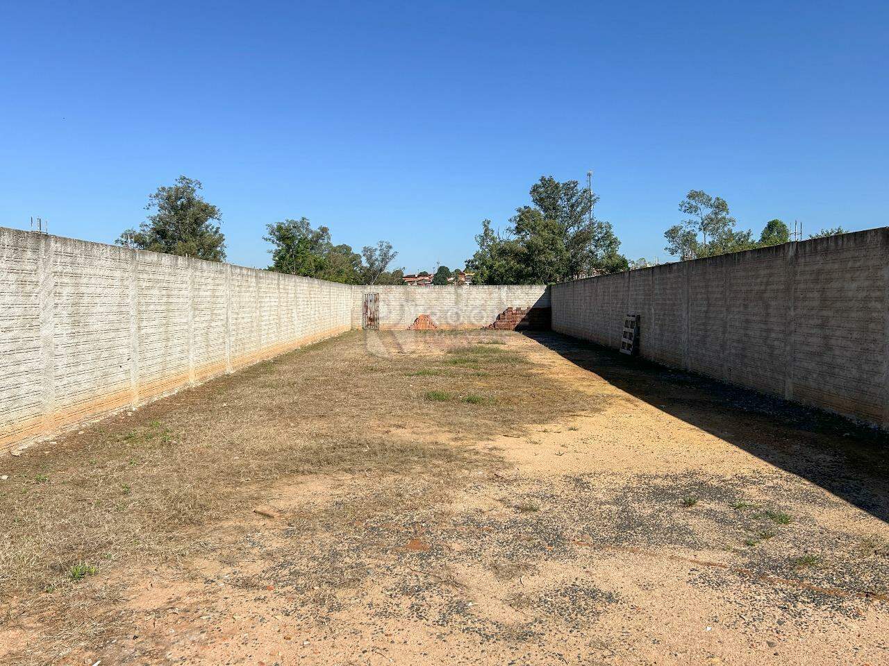 Terreno para aluguel no bairro Jardim Nova Suiça: Terreno