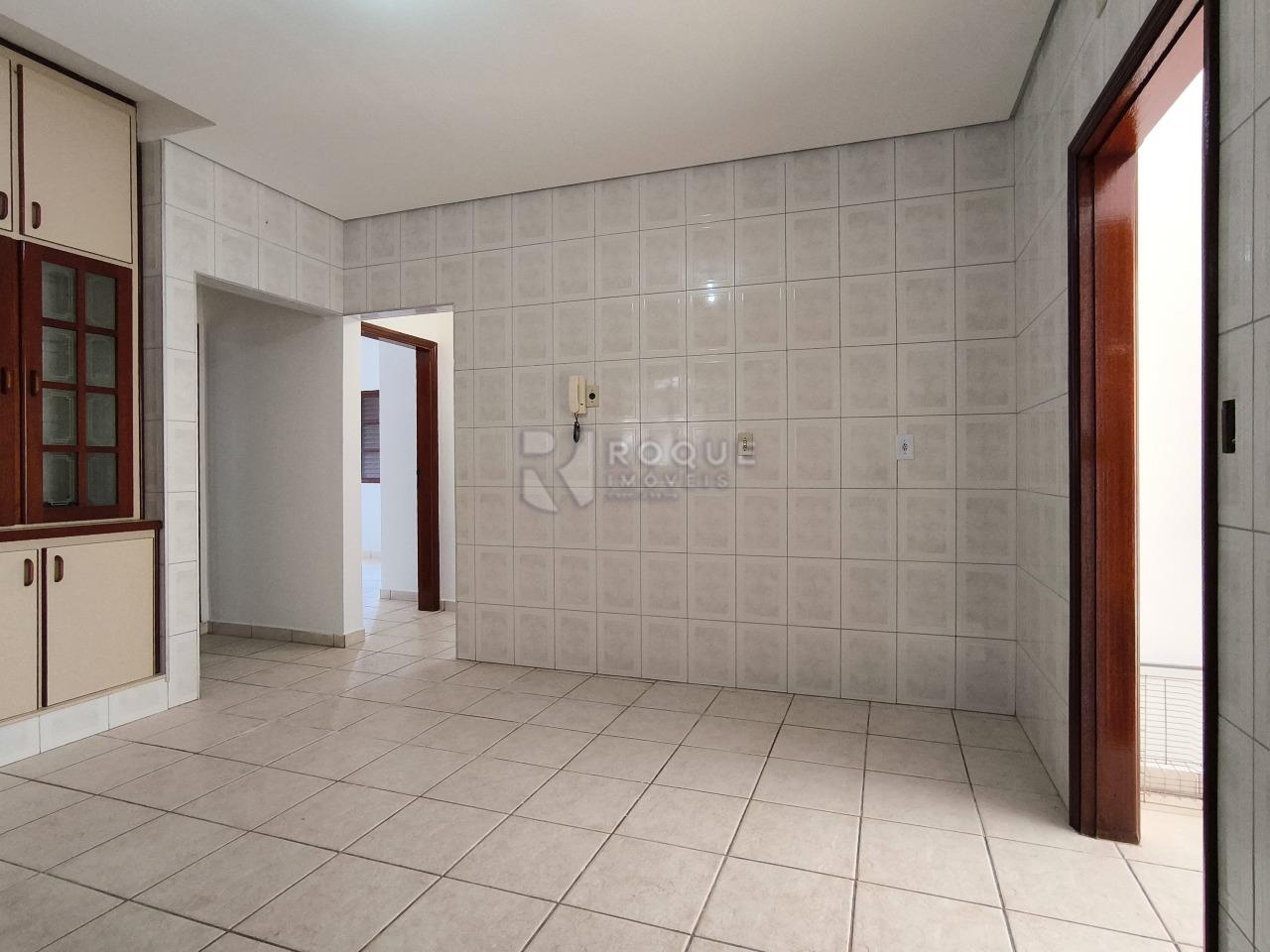 Casa Residencial à venda no bairro Jardim Bandeirantes: COZINHA