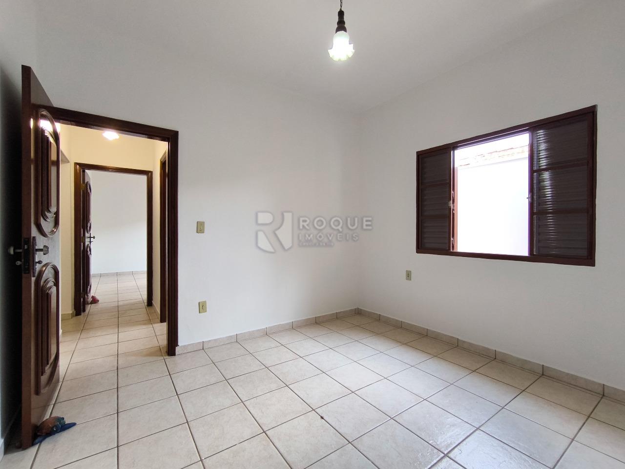 Casa Residencial à venda no bairro Jardim Bandeirantes: DORMITÓRIO 2