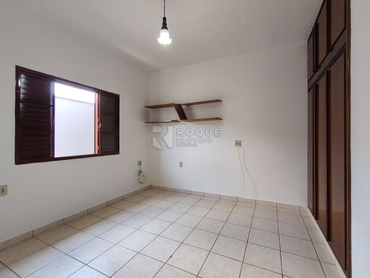 Casa Residencial à venda no bairro Jardim Bandeirantes: DORMITÓRIO 2