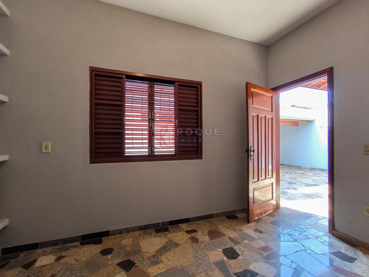 Casa Residencial à venda no bairro Jardim Bandeirantes: ÁREA DE DESPEJO