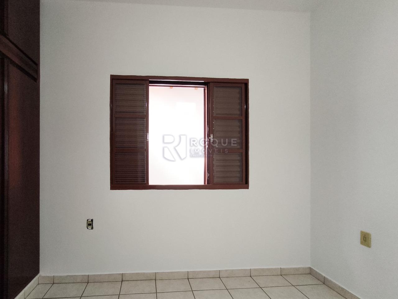 Casa Residencial à venda no bairro Jardim Bandeirantes: DORMITÓRIO 1