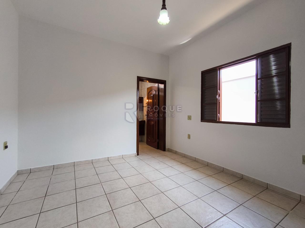 Casa Residencial à venda no bairro Jardim Bandeirantes: SUÍTE