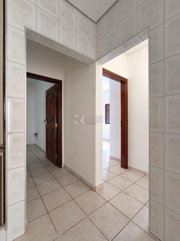 Casa Residencial à venda no bairro Jardim Bandeirantes: ÁREA DE CIRCULAÇÃO