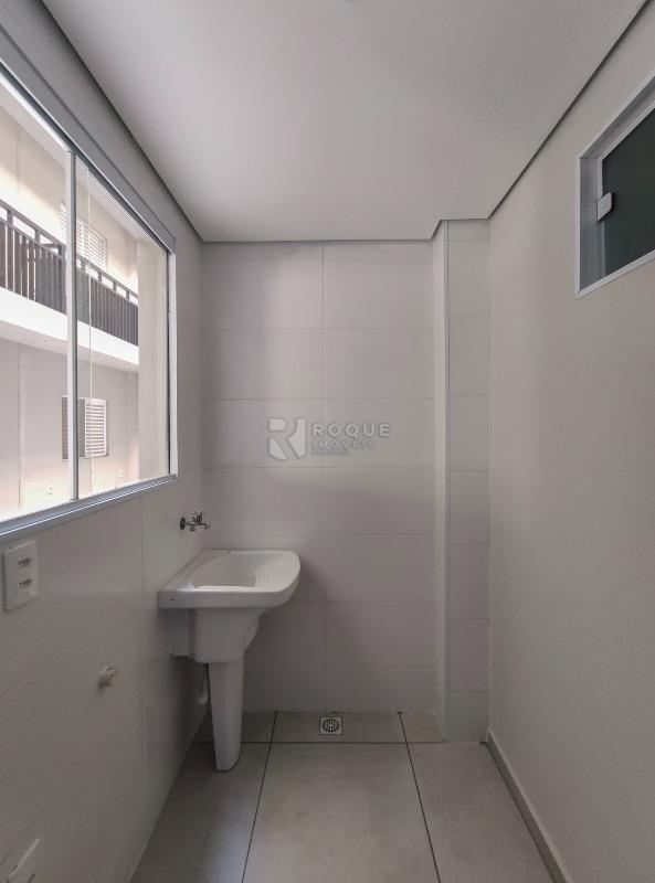 Apartamento para aluguel no bairro Jardim Florença: Área de serviço 