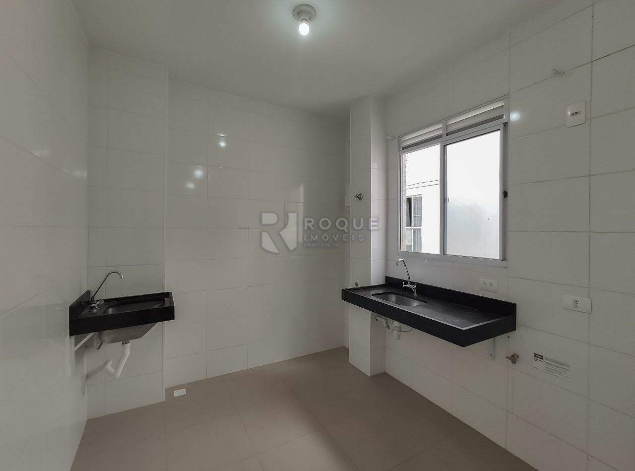 Apartamento para aluguel no bairro Fazenda Duas Barras: Cozinha / Área de serviço 