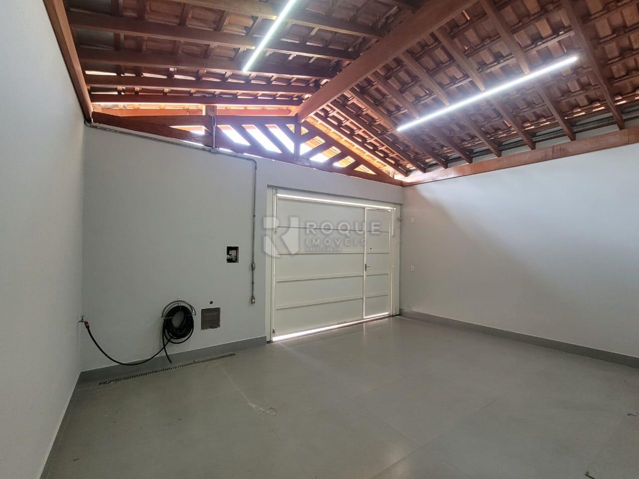 Casa Residencial para aluguel no bairro Residencial Recanto Verde: Garagem