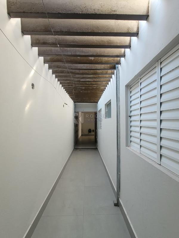 Casa Residencial para aluguel no bairro Residencial Recanto Verde: Corredor