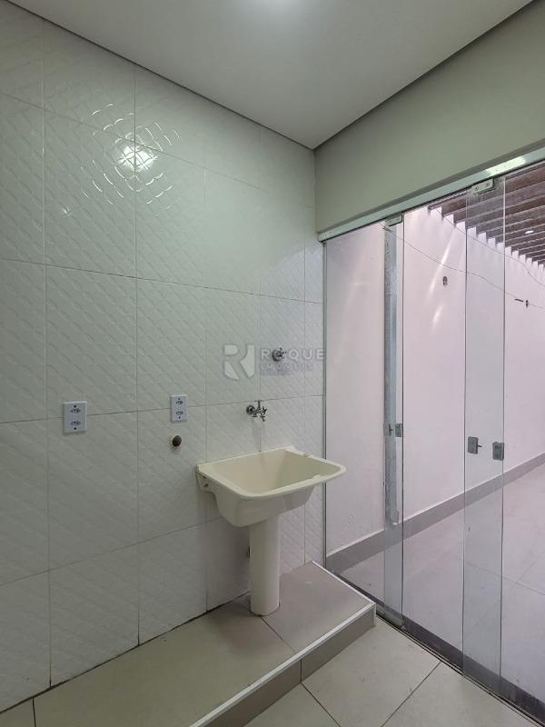 Casa Residencial para aluguel no bairro Residencial Recanto Verde: Lavanderia