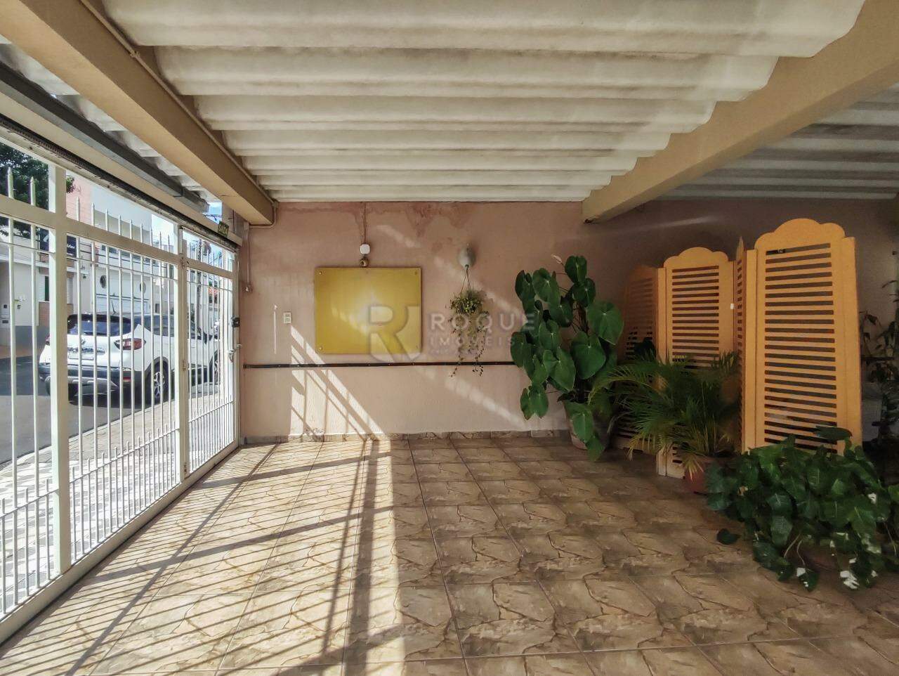 Casa Comercial à venda no bairro Centro: GARAGEM