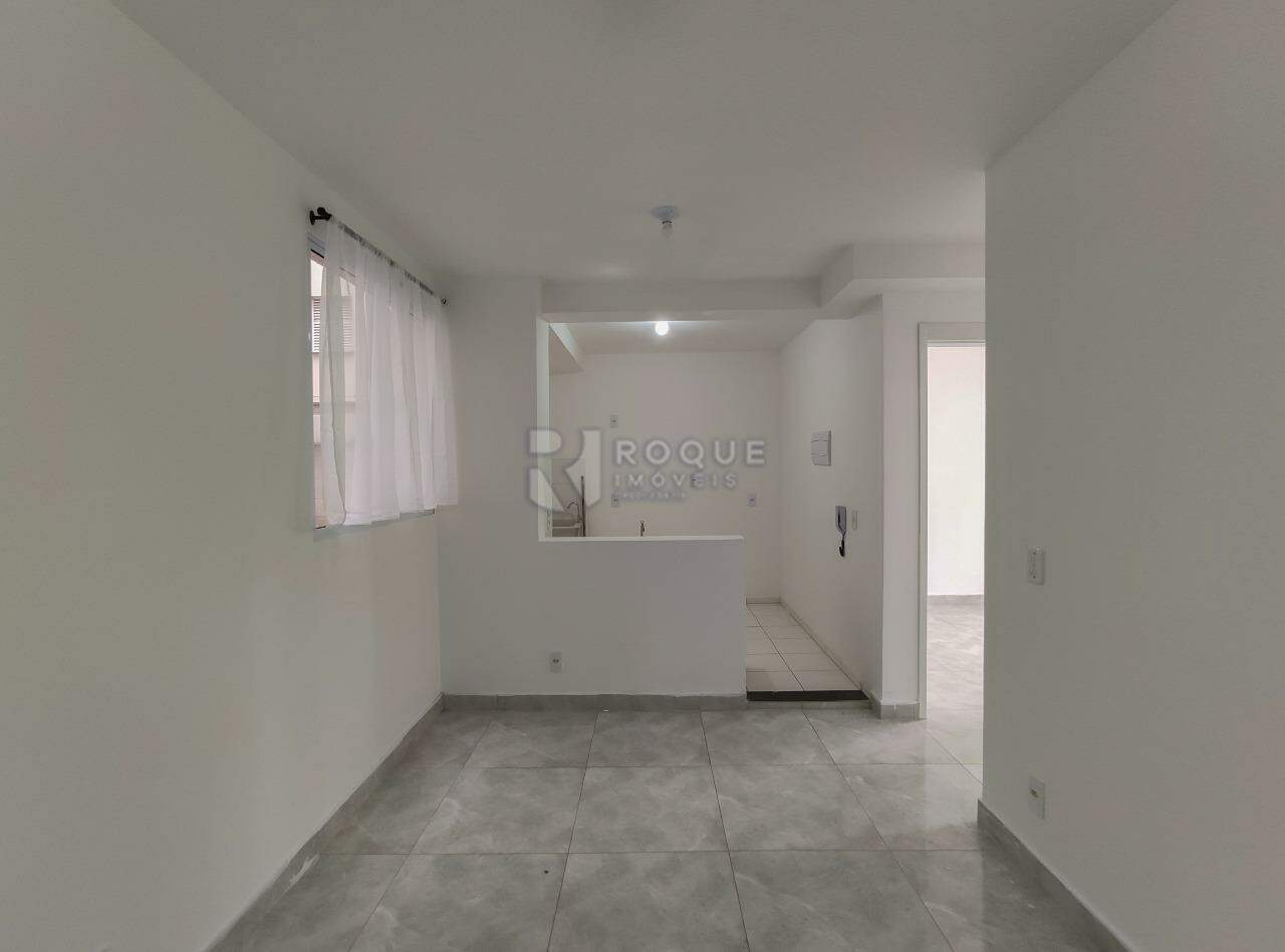 Apartamento para aluguel no bairro Jardim Colina Verde: Sala 