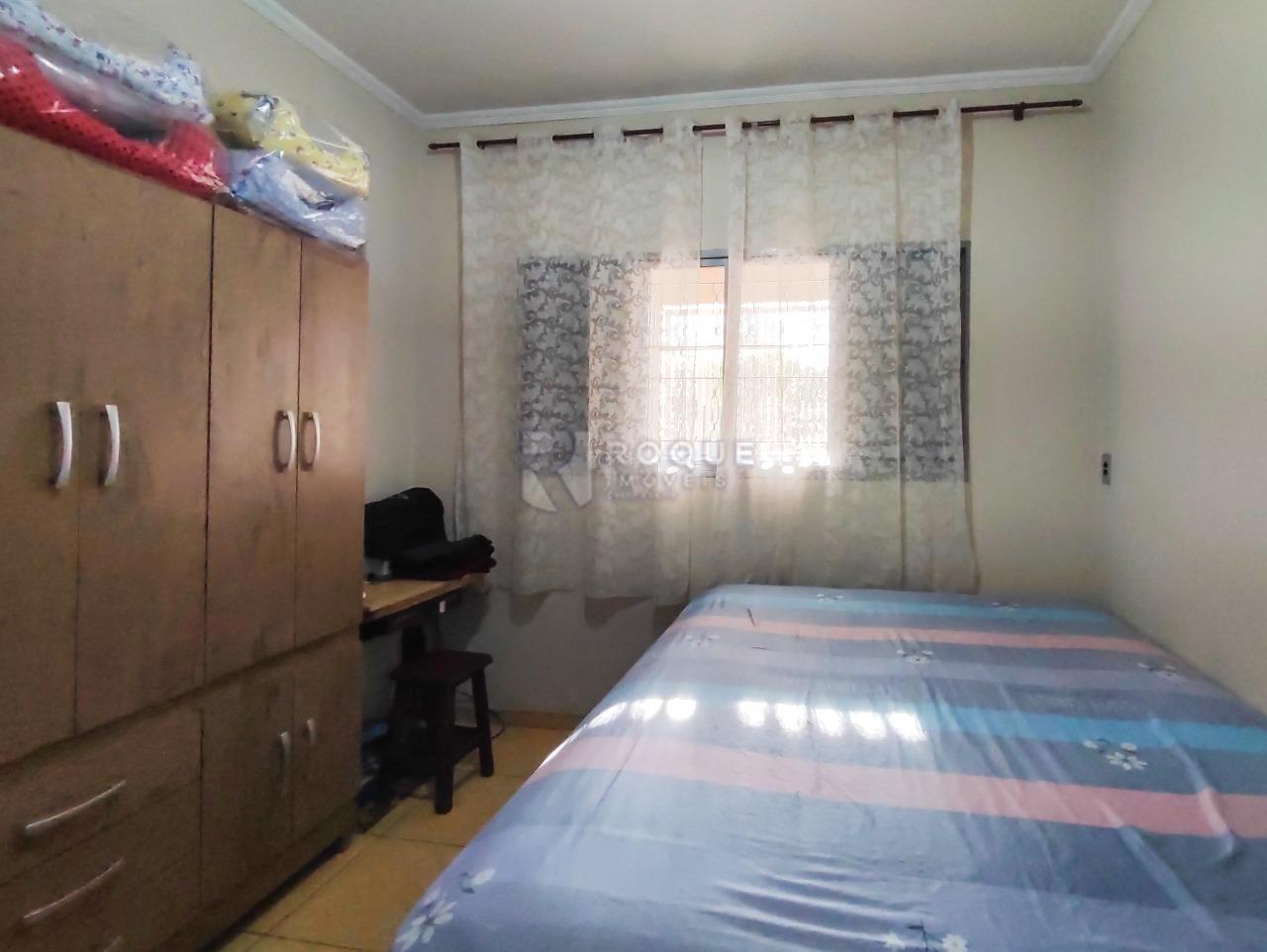 Casa Residencial à venda no bairro Vila Queiroz: DORMITÓRIO 1 CASA 1