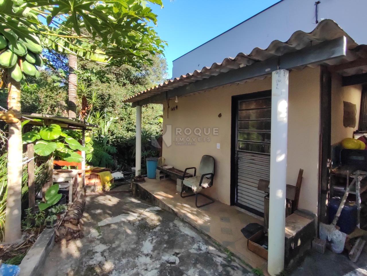 Casa Residencial à venda no bairro Vila Queiroz: FERRAMENTARIA