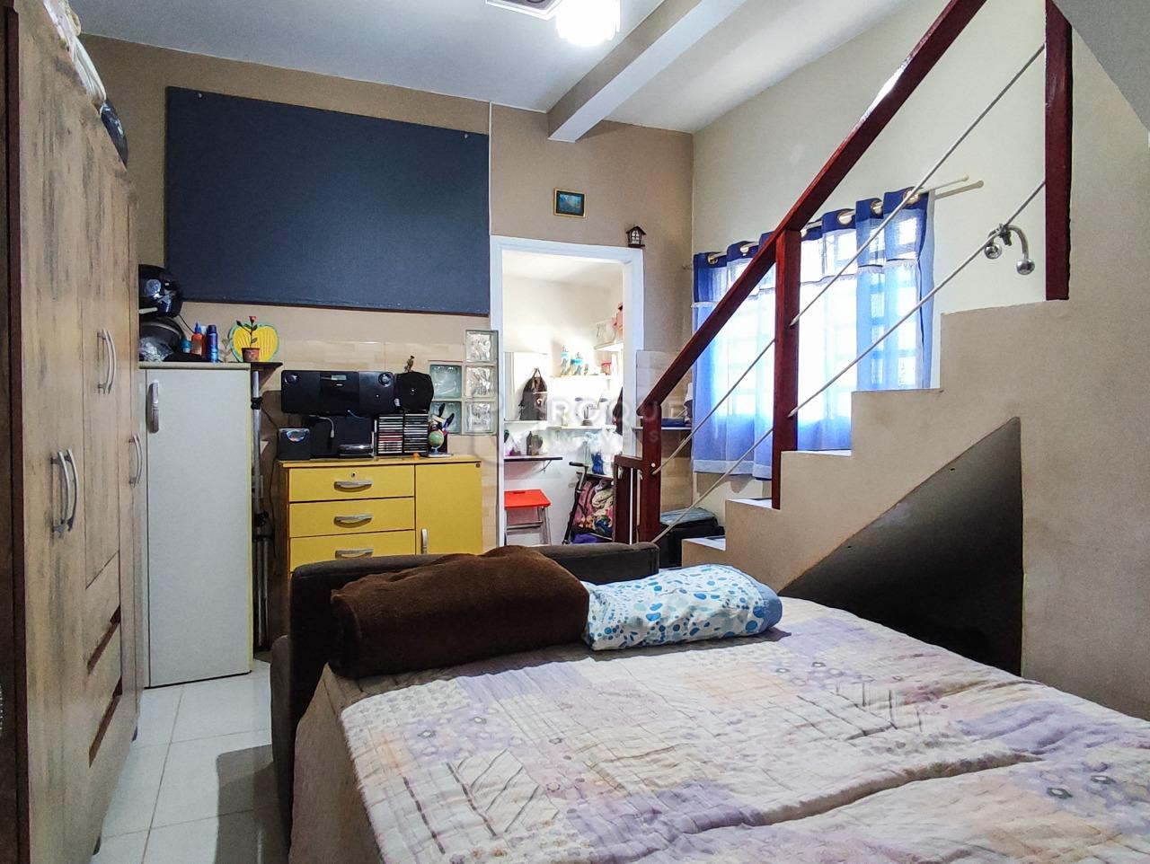 Casa Residencial à venda no bairro Vila Queiroz: SUÍTE 1 CASA 2