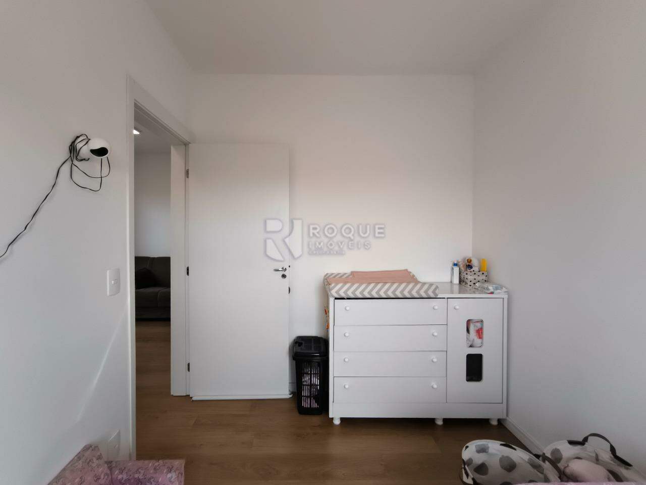 Apartamento à venda no bairro Jardim Orestes Veroni: DORMITÓRIO