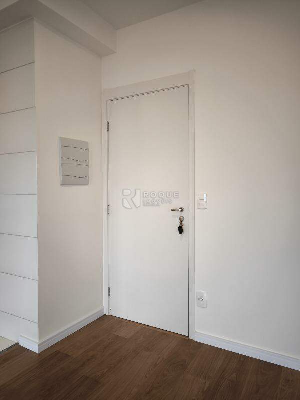 Apartamento à venda no bairro Jardim Orestes Veroni: HALL DE ENTRADA