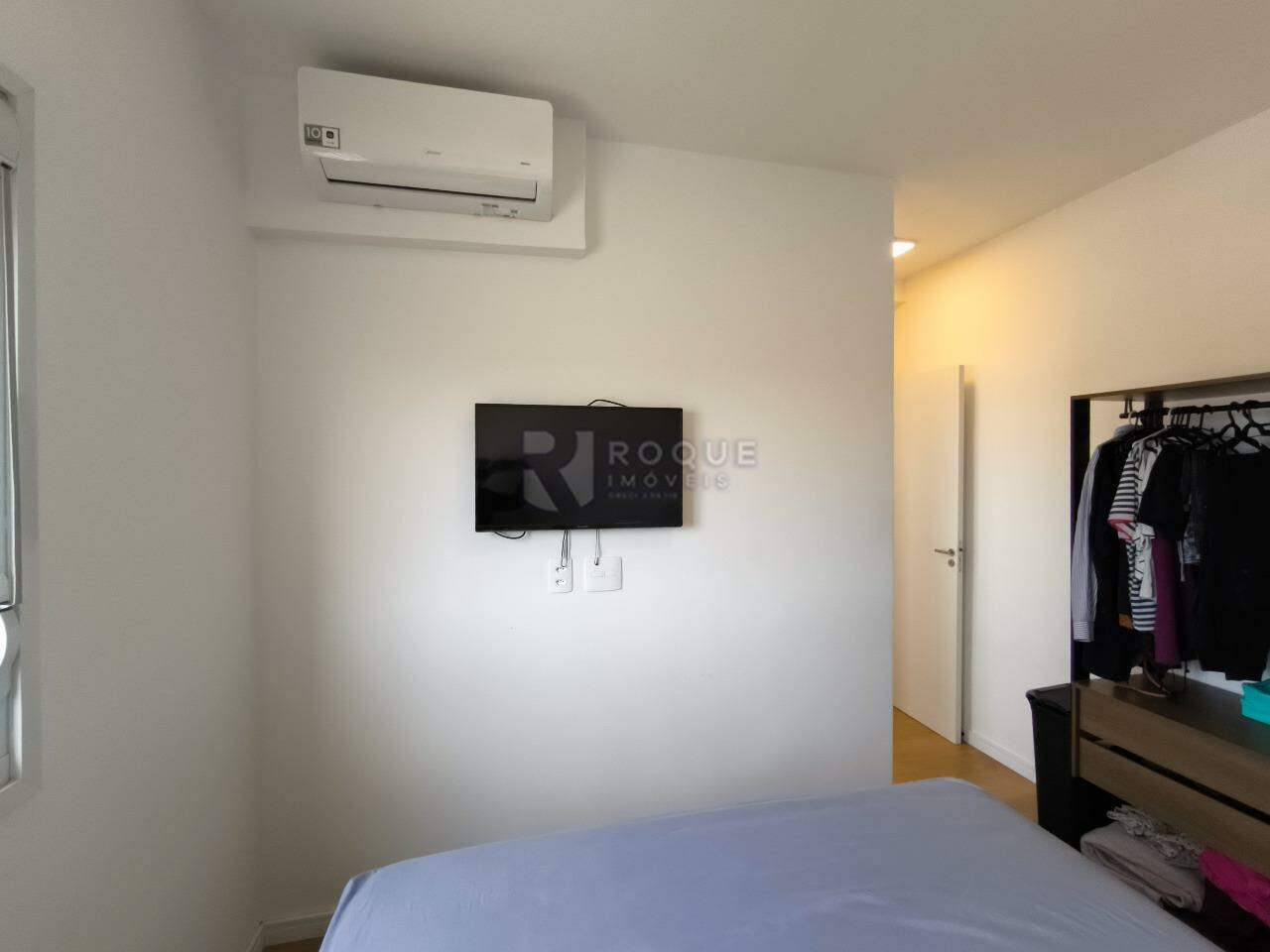 Apartamento à venda no bairro Jardim Orestes Veroni: SUÍTE