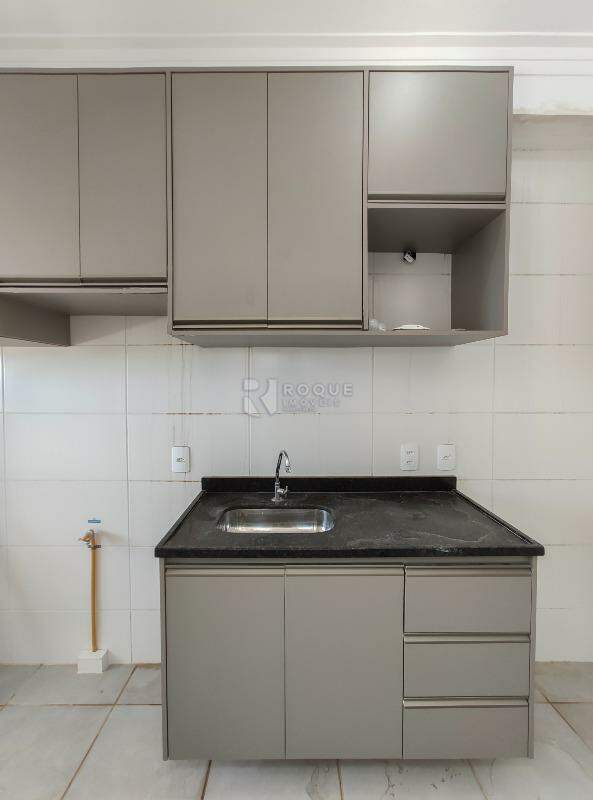 Apartamento para aluguel no bairro Jardim Santa Adélia: Cozinha 