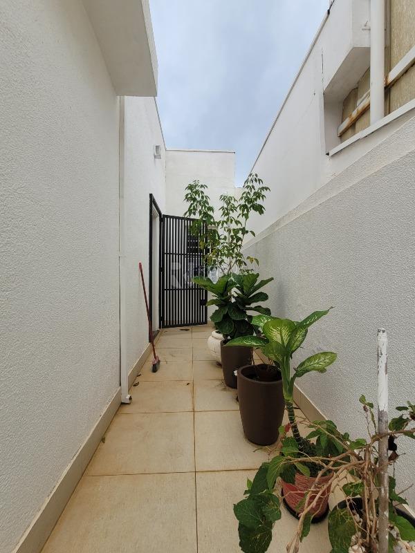 Salas/Conjuntos para aluguel no bairro Centro: Corredor