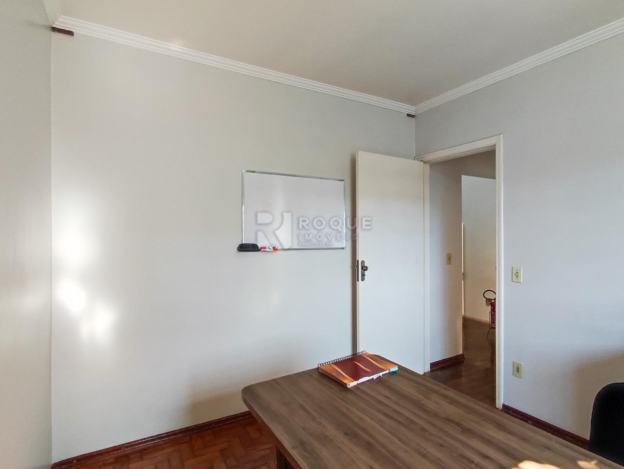 Casa Comercial à venda no bairro Centro: DORMITÓRIO 1