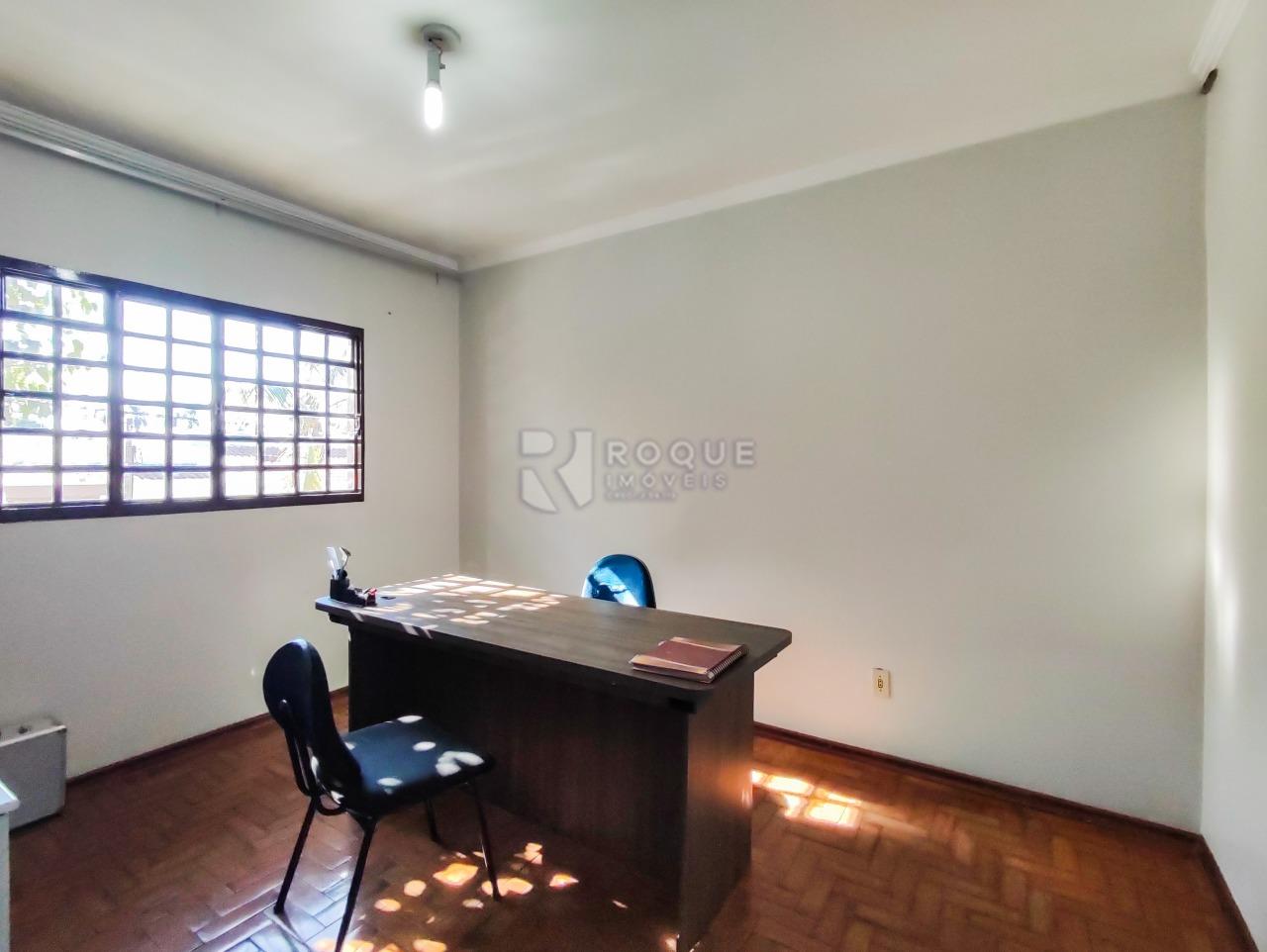 Casa Comercial à venda no bairro Centro: DORMITÓRIO 1