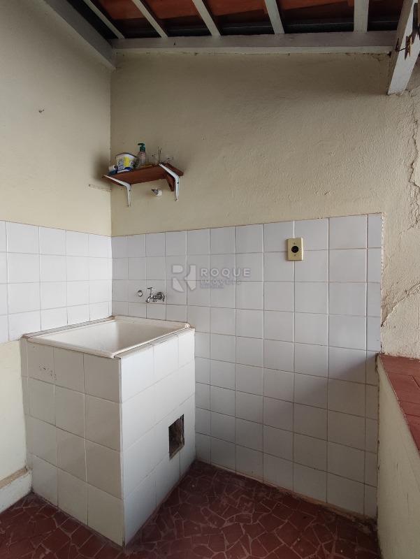 Casa Comercial à venda no bairro Centro: LAVANDERIA