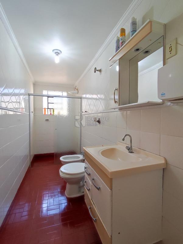 Casa Comercial à venda no bairro Centro: BANHEIRO SOCIAL 2