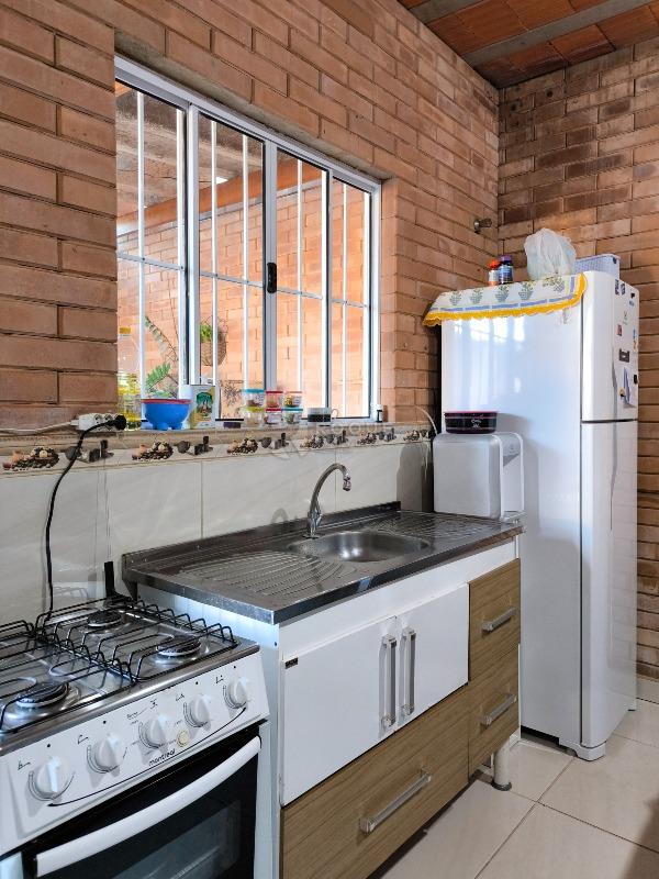 Casa Residencial à venda no bairro Residencial Palmeira Real: COZINHA