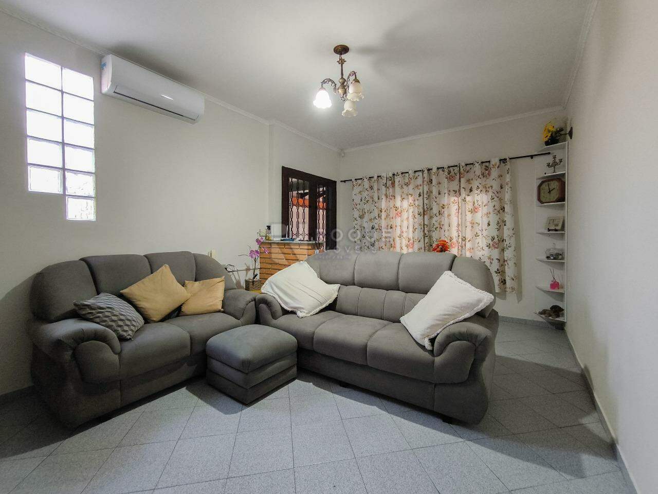 Casa Residencial à venda no bairro Jardim Parque Novo Mundo: SALA DE ESTAR