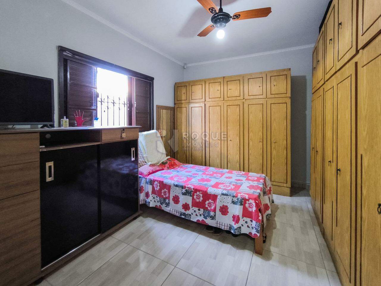 Casa Residencial à venda no bairro Jardim Parque Novo Mundo: SUÍTE