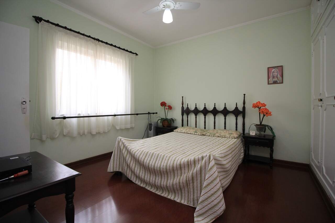 Casa Residencial para aluguel no bairro Jardim Mercedes: SUÍTE