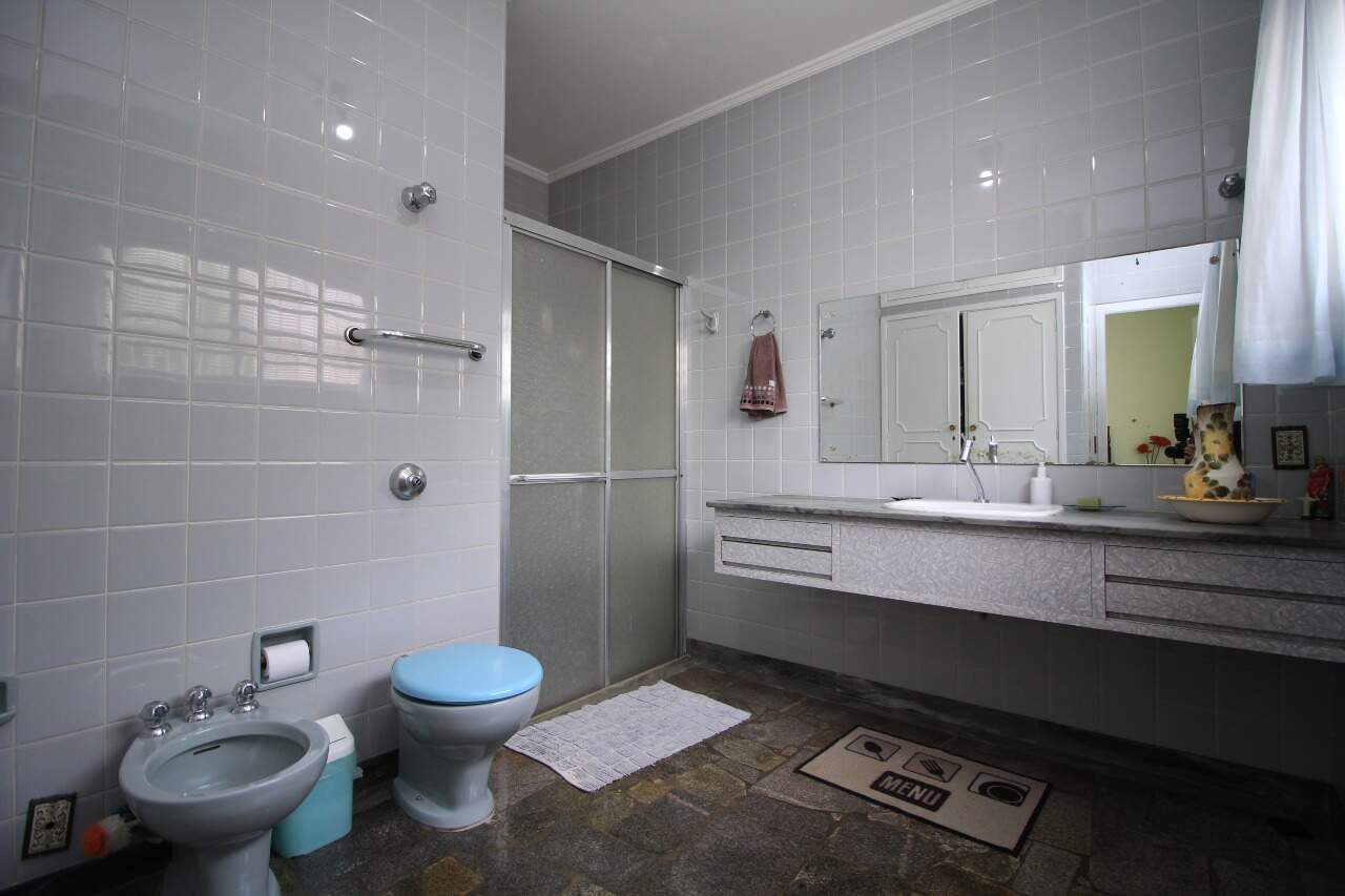 Casa Residencial para aluguel no bairro Jardim Mercedes: BANHEIRO SUÍTE