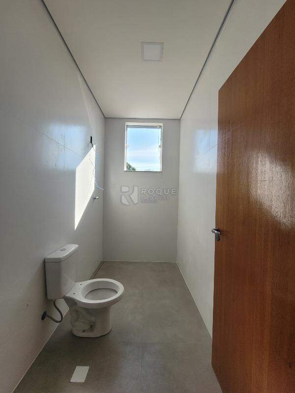 Salão para aluguel no bairro Vila Claudia: WC Sala de Espera superior