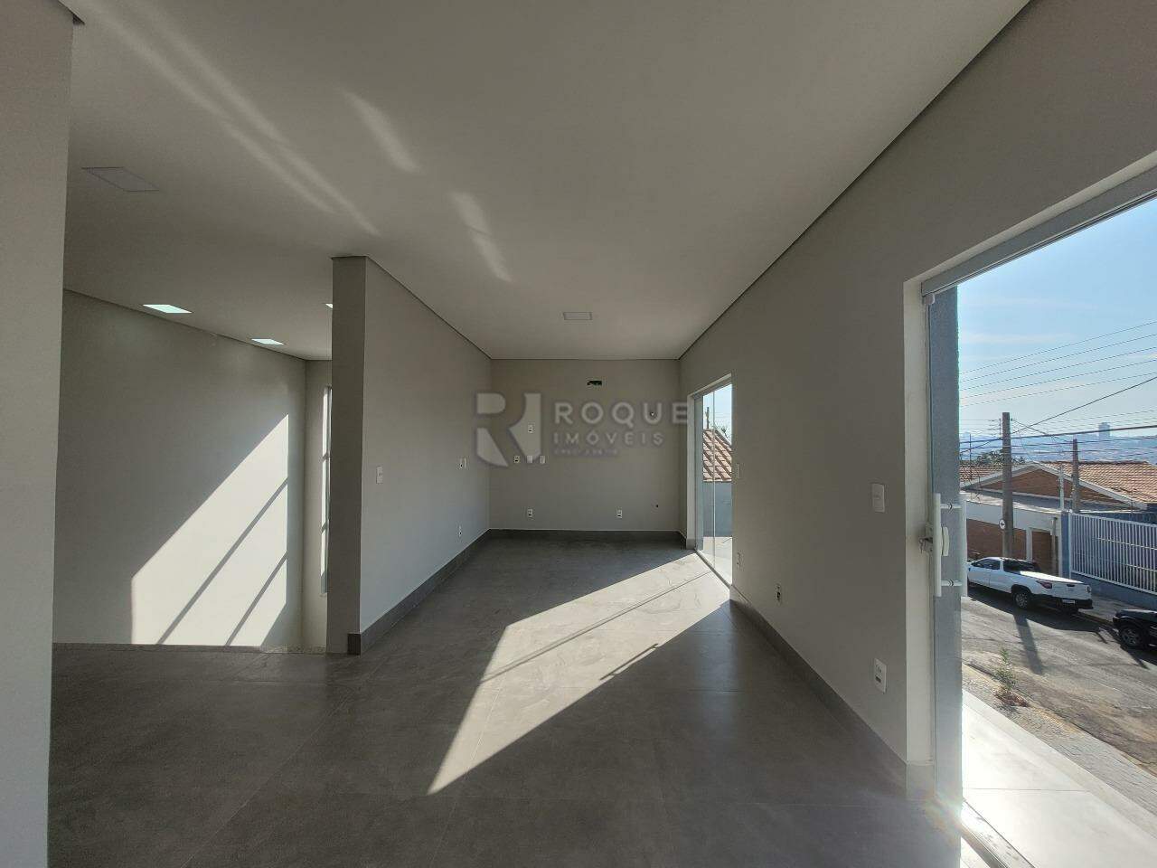 Salão para aluguel no bairro Vila Claudia: Sala de Espera superior