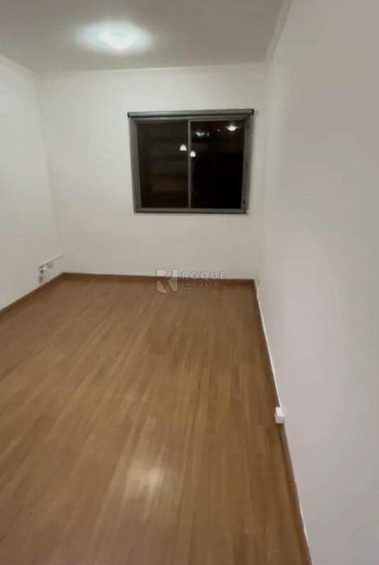 Apartamento à venda no bairro Parque Egisto Ragazzo: