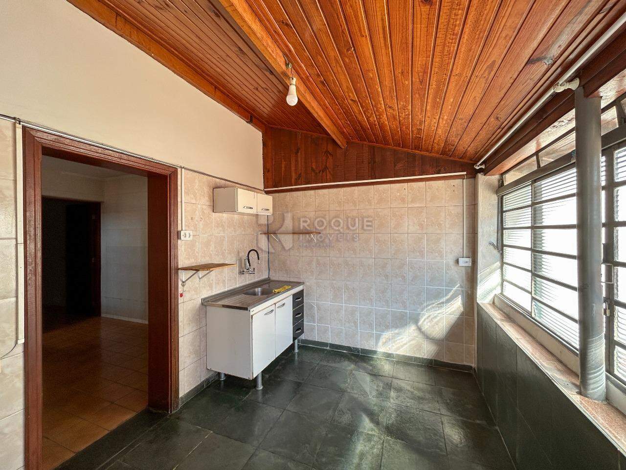Casa Residencial para aluguel no bairro Jardim Ouro Verde: Cozinha