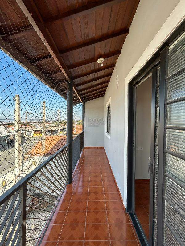 Casa Residencial para aluguel no bairro Jardim Ouro Verde: Sacada